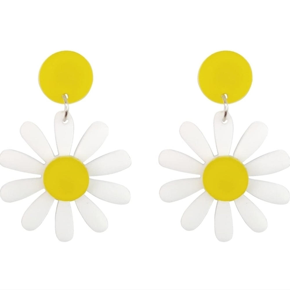 Women’s Jewelry Unique Cute Festive Yellow and White Daisy Dangle Earrings